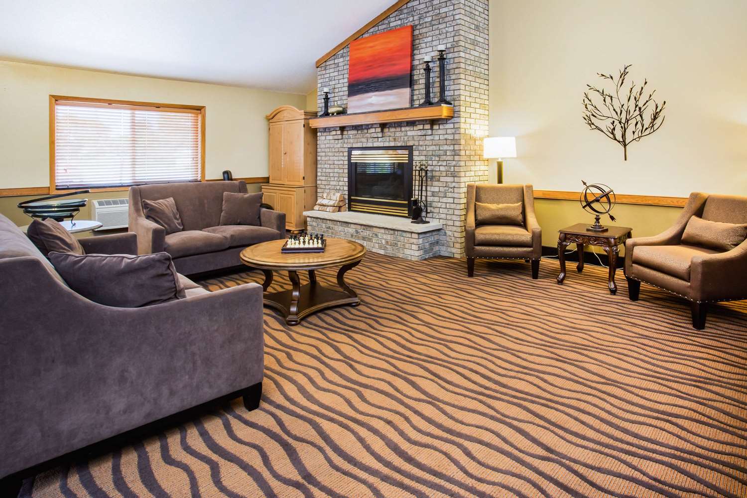 Americinn By Wyndham Menomonie 8/15