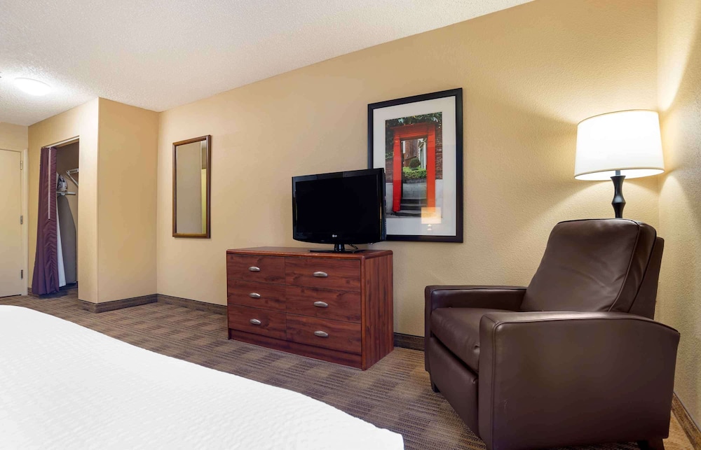 Studio 6 Suites Jackson Ridgeland MS 42/56