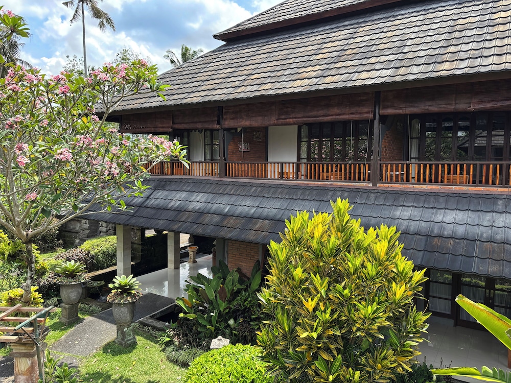 BUNGA PERMAI 2/70