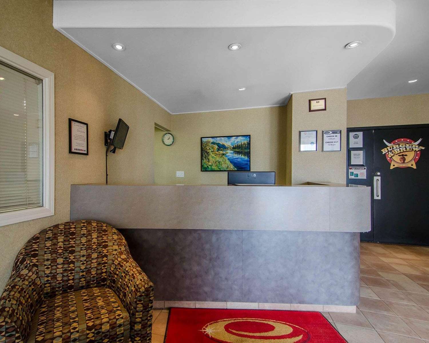 Travelodge by Wyndham Fort St John 2/19