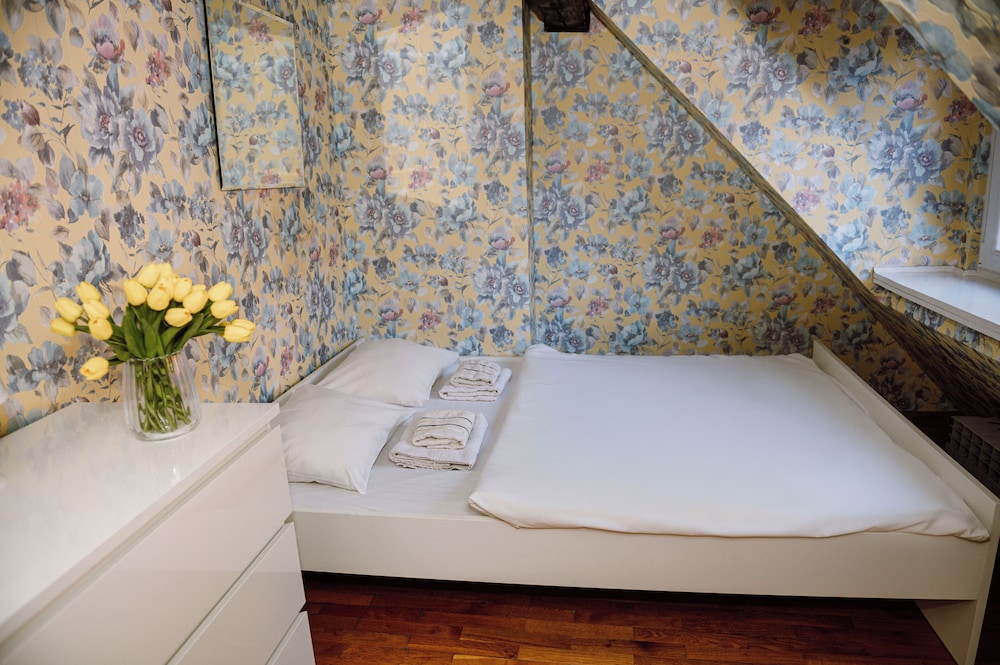 HOSTEL CENTAR 24/52