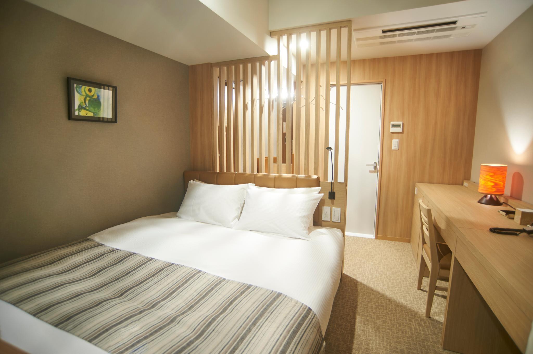 Semi Room, Deluxe, Semi Double Bed