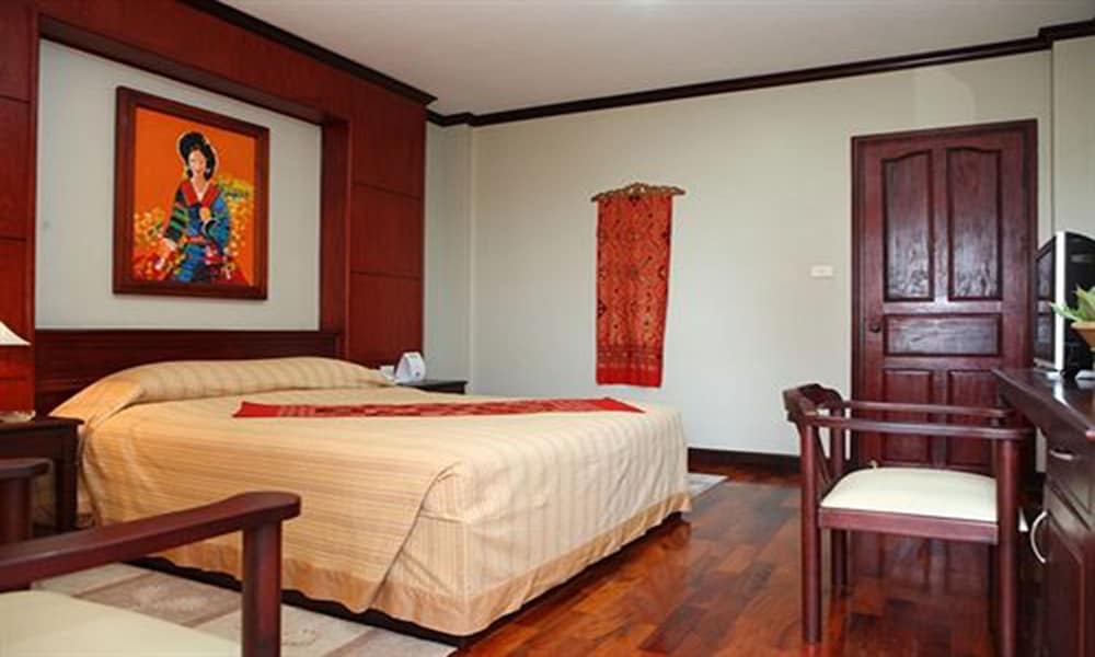 Vansana Riverside Hotel 26/40