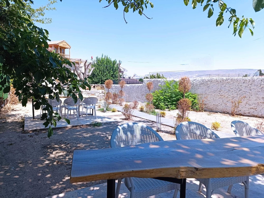 Alfa Cave Hotel 18/50