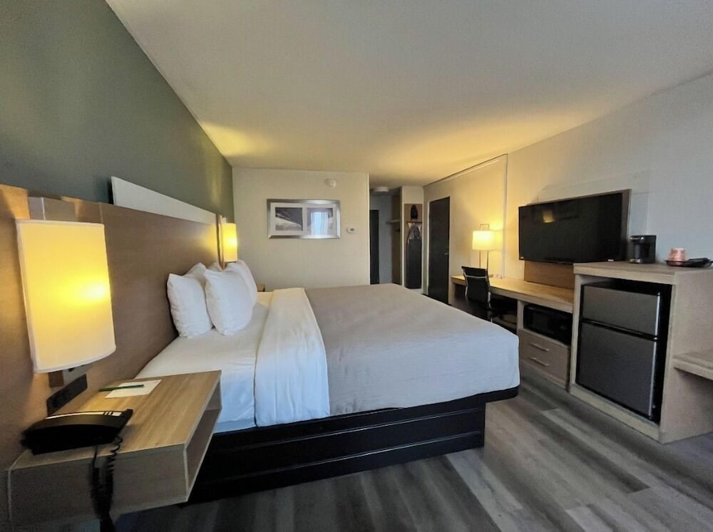 Upgrade, King Bed
