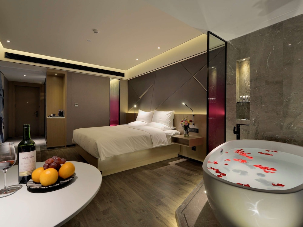 Mercure Taiyuan Changfeng Street 38/71