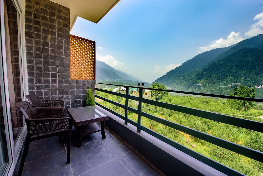 Naturevilas Sarovar Premiere Manali 49/65