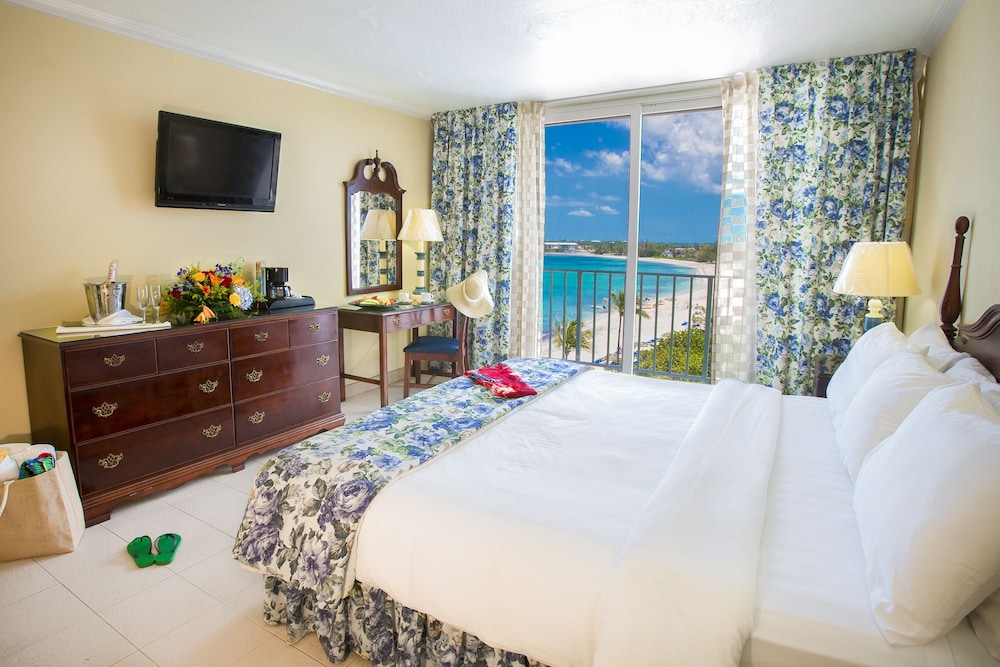 Breezes Bahamas 18/42