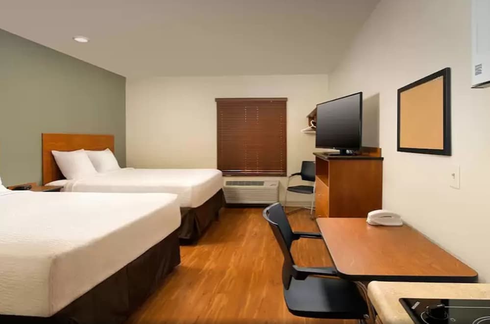WoodSpring Suites Louisville Southeast 12/34