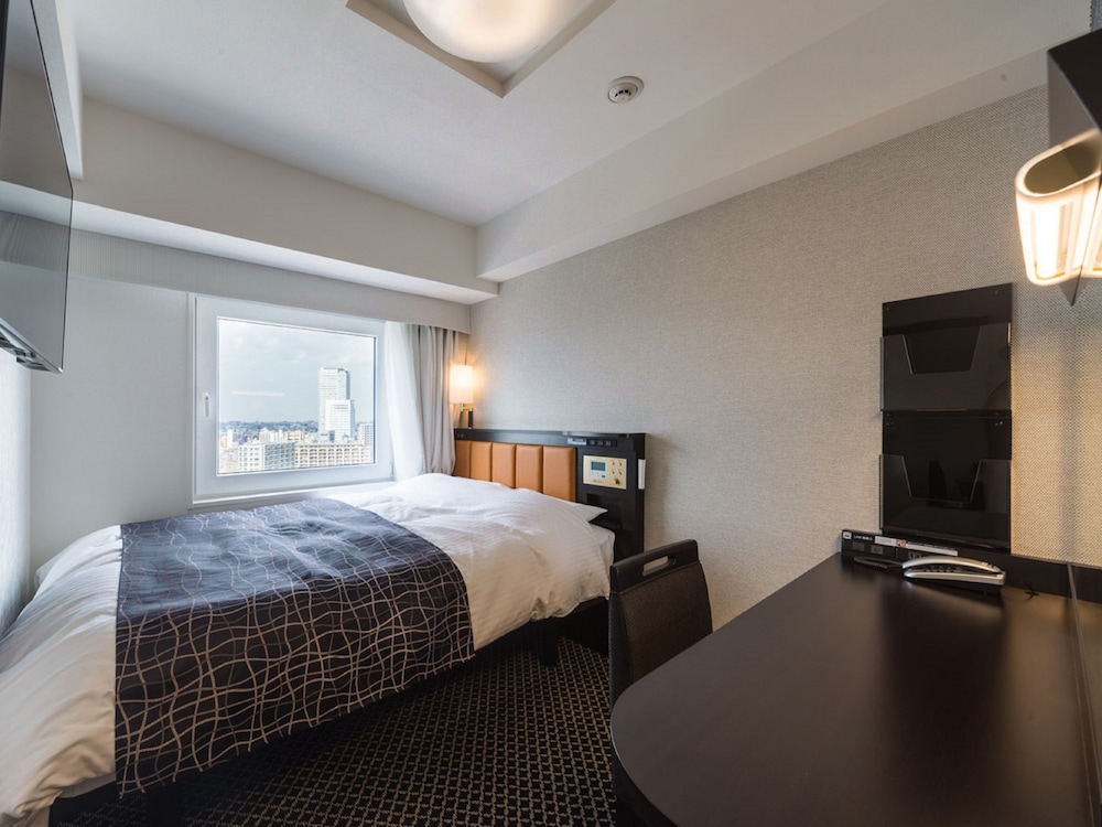 SEMI ROOM, SEMI DOUBLE BED, HIGH FLOOR