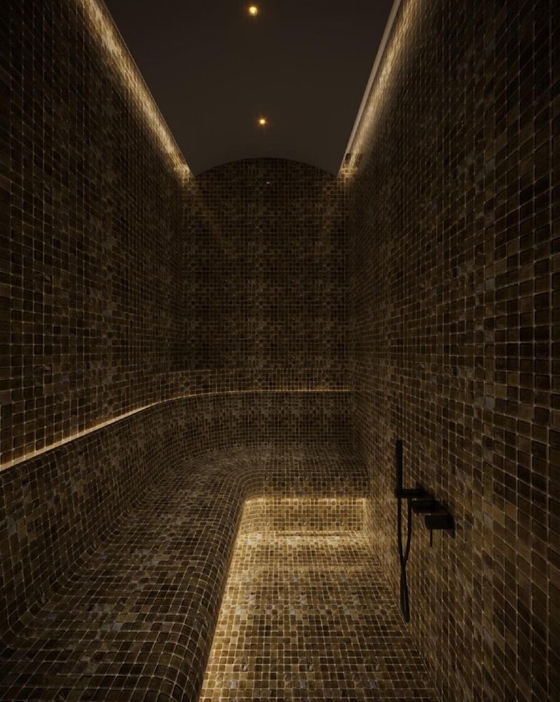 Golden Royal Hotel & Spa 26/50