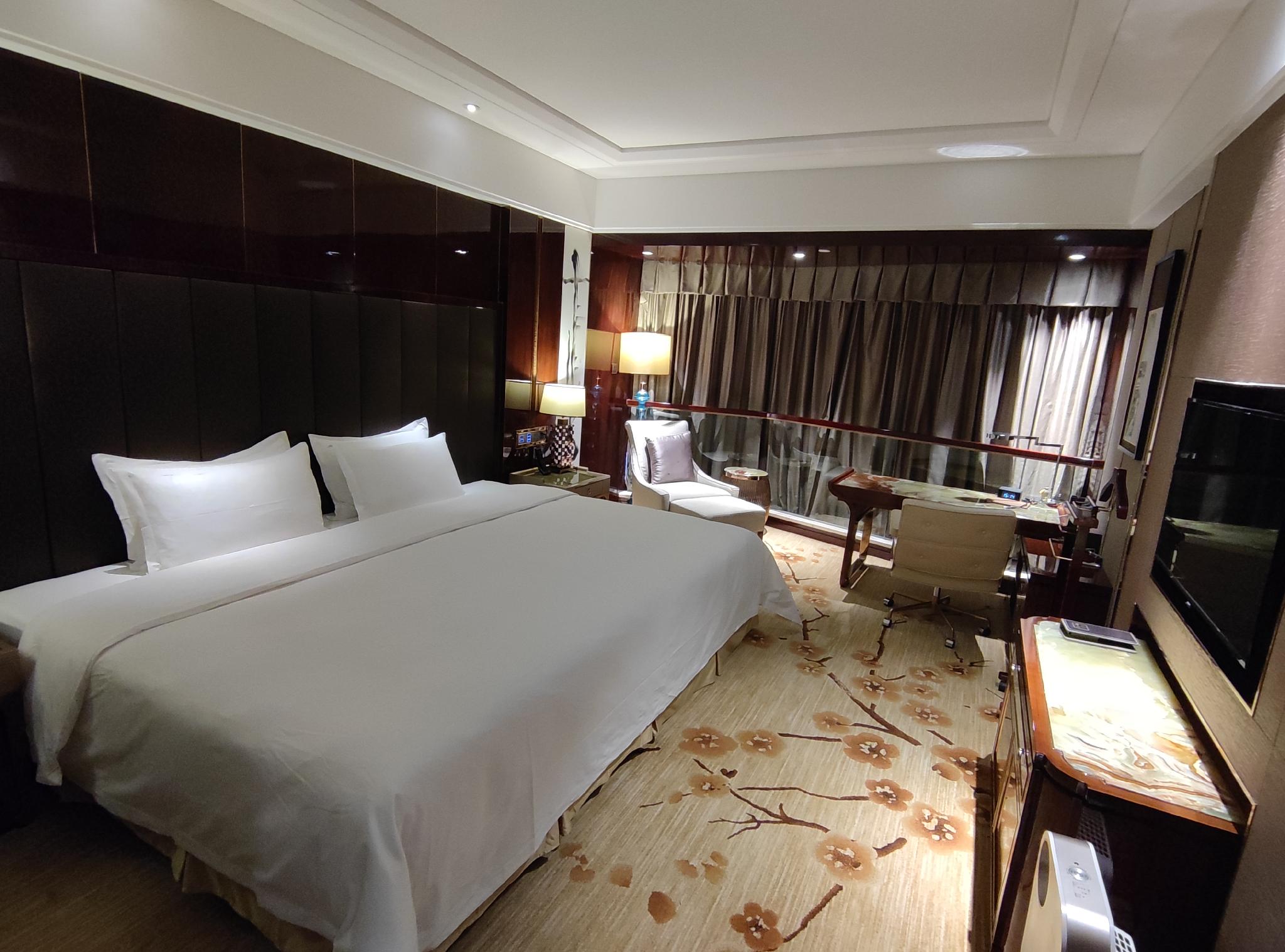 Room, King Bed