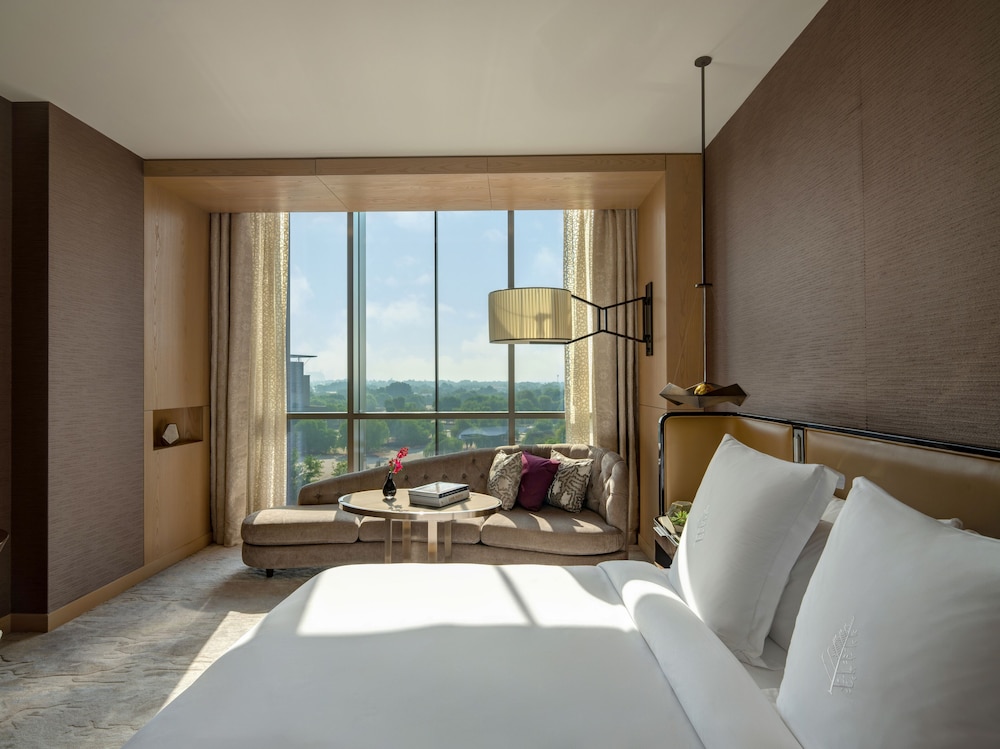 Four Seasons Hotel Dubai International Financial Centre 63/86