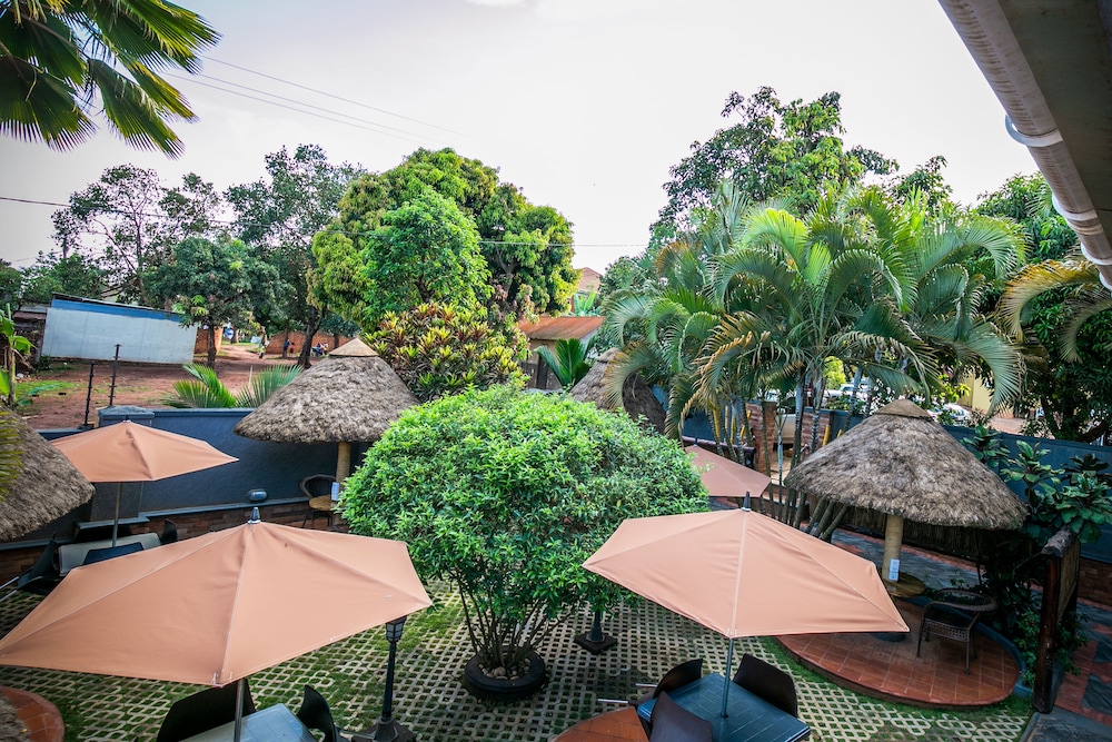 Palm Gardens And Guest House 31/50