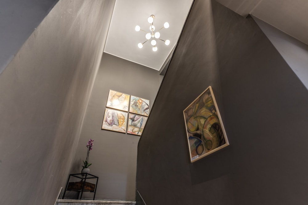 Apollo Boutique Hotel 45/72