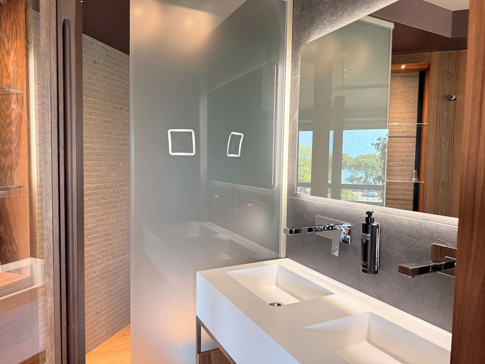 Alevic Hotel Sirmione 67/69