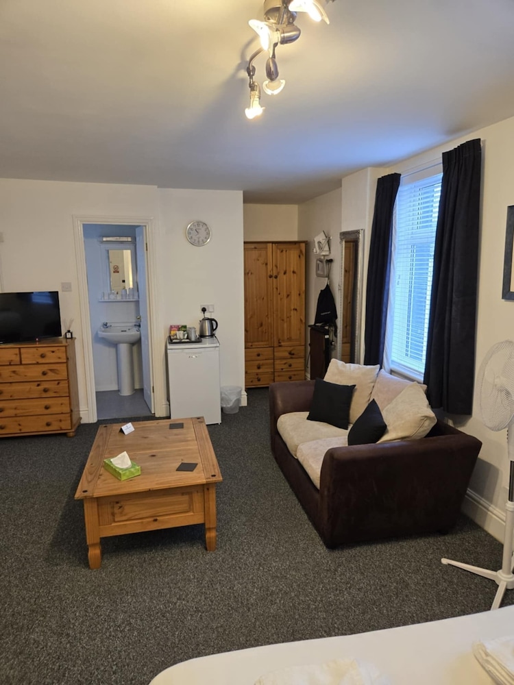 The Seacroft 22/41