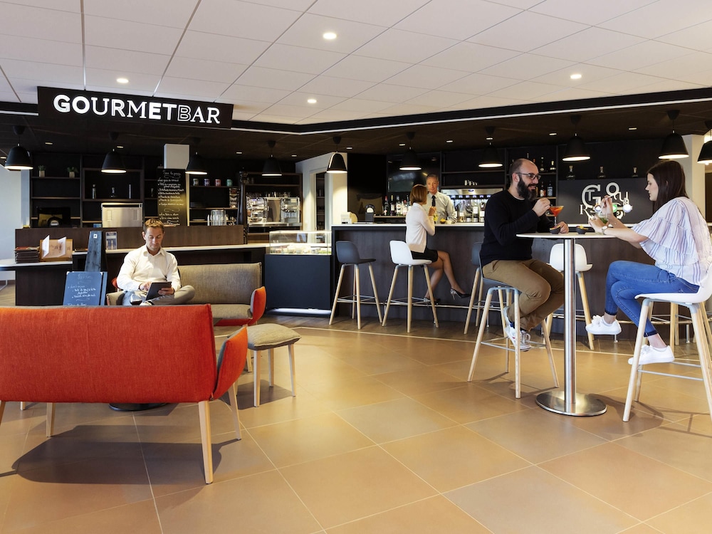 NOVOTEL LIMOGES LE LAC 52/72