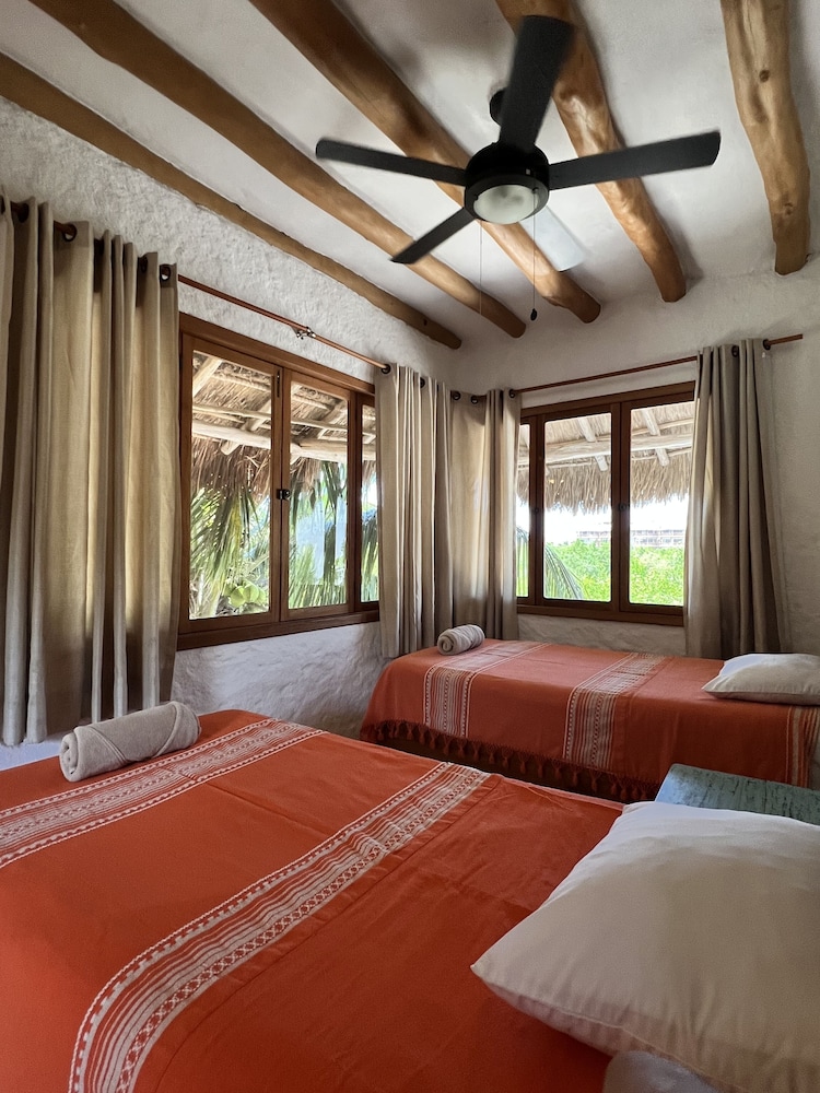 Ensueno Holbox & Beach Club 50/74