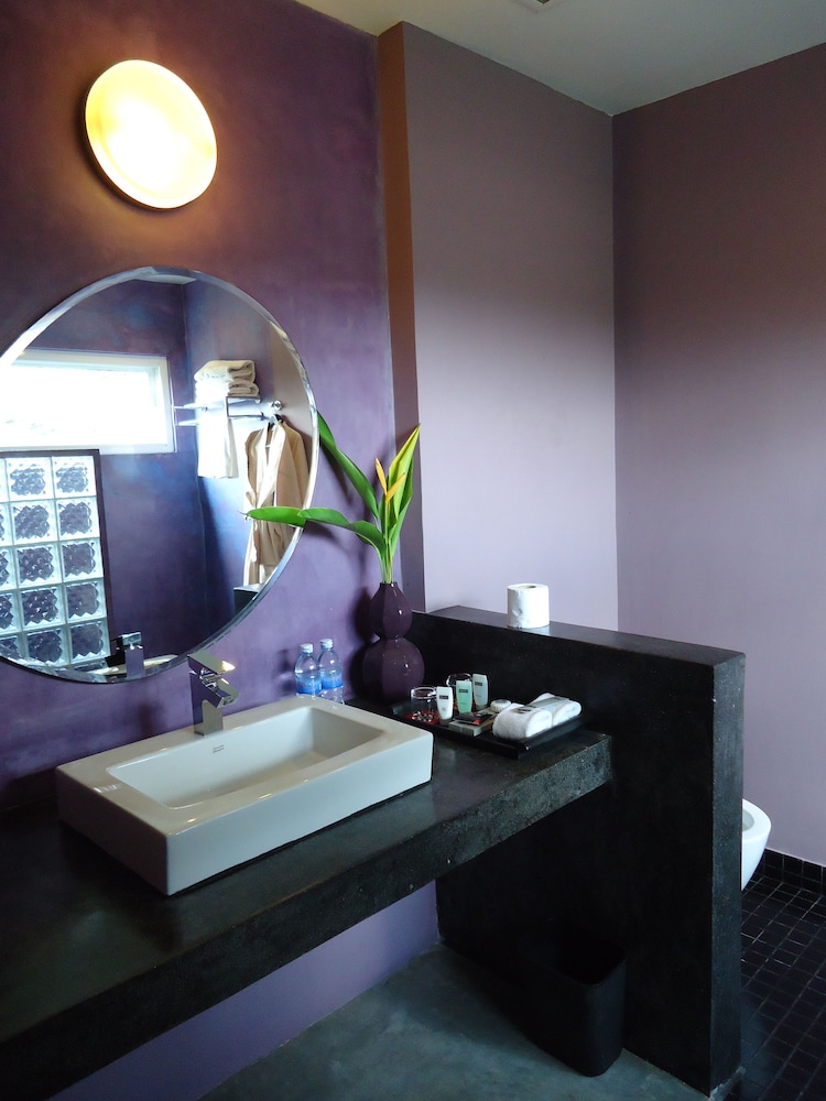 MEN's Resort & Spa (Gay Hotel) 35/36