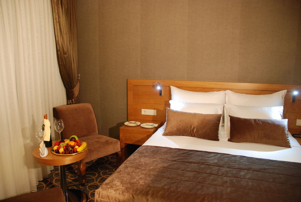 Volley Hotel Izmir 20/63