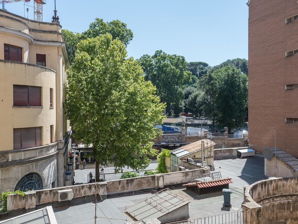 RSH Popolo Elegant Two Bedroom Apartment 20/27