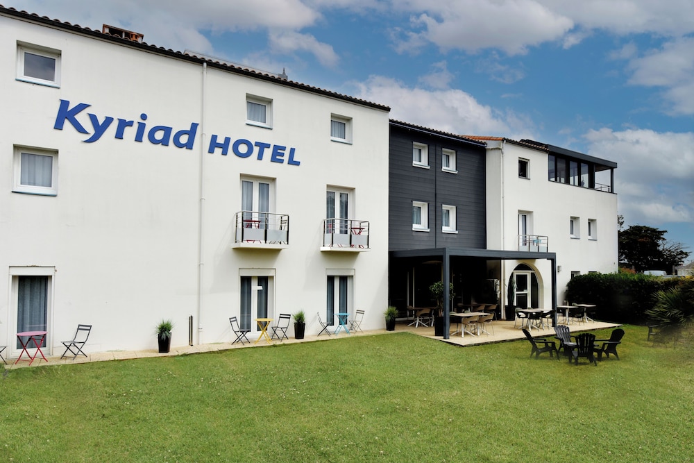 Kyriad La Rochelle Centre 59/62