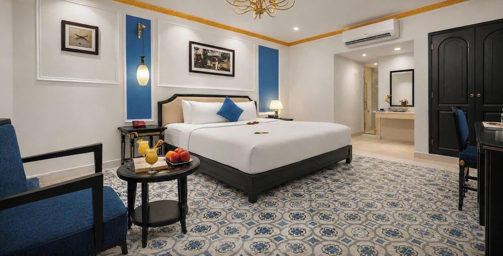 Economy, Queen Bed, Hoi An Blue Sky Boutique Spa 6/9