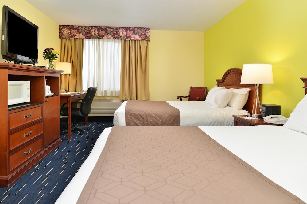 Americas Best Value Sandman Inn 12/37
