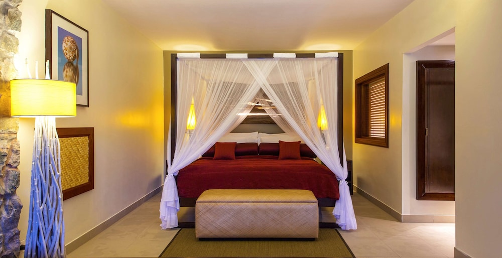 Kempinski Seychelles Resort 30/78