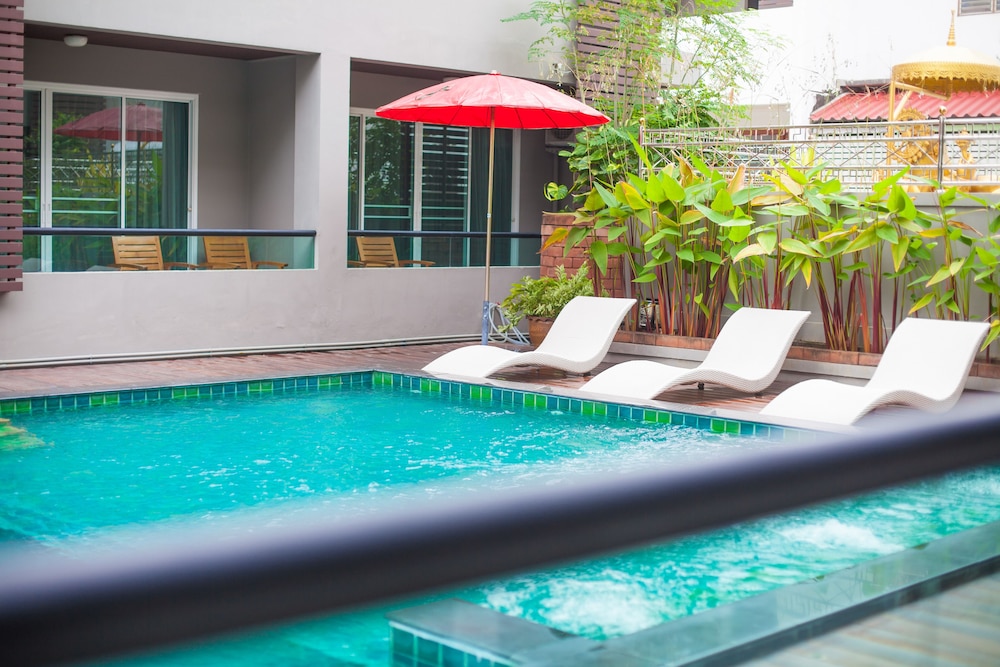 Double D Boutique Residence 31/33