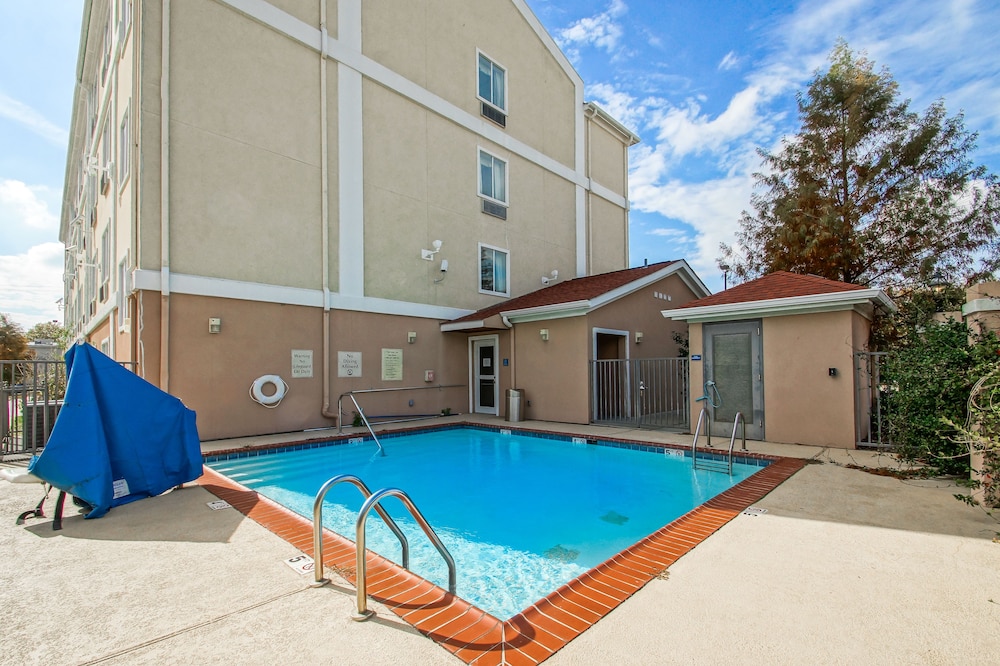 Days Inn by Wyndham Baton Rouge/I-10 50/56