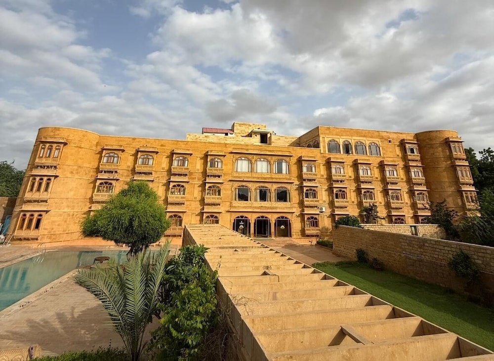 Golden Haveli 51/54