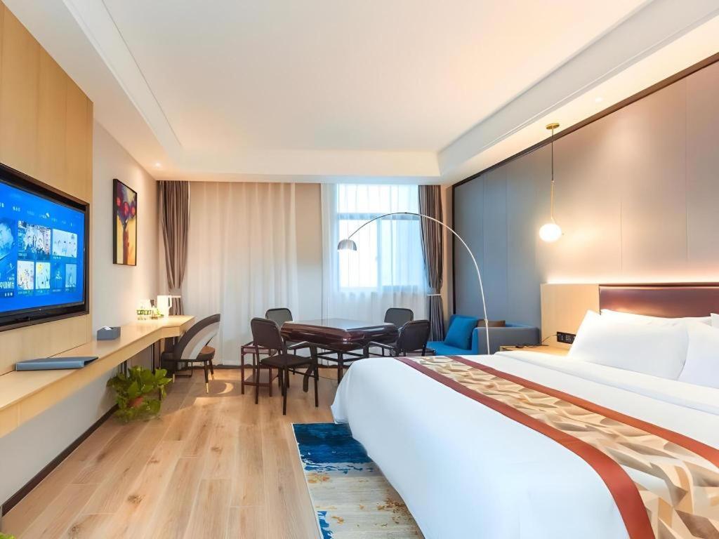 Gya Yangzhou Economic Development Zone Yangzi Jiang South Road Gaomin Temple Hotel 16/49