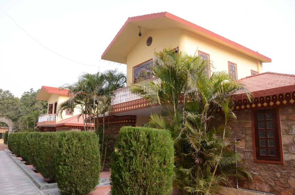 Sajjan Bagh 6/48