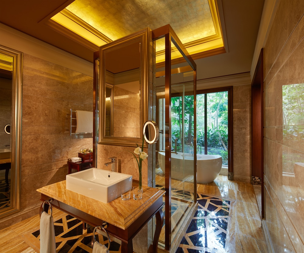 Chalet, Suite, Twin Beds, Outdoor Pool