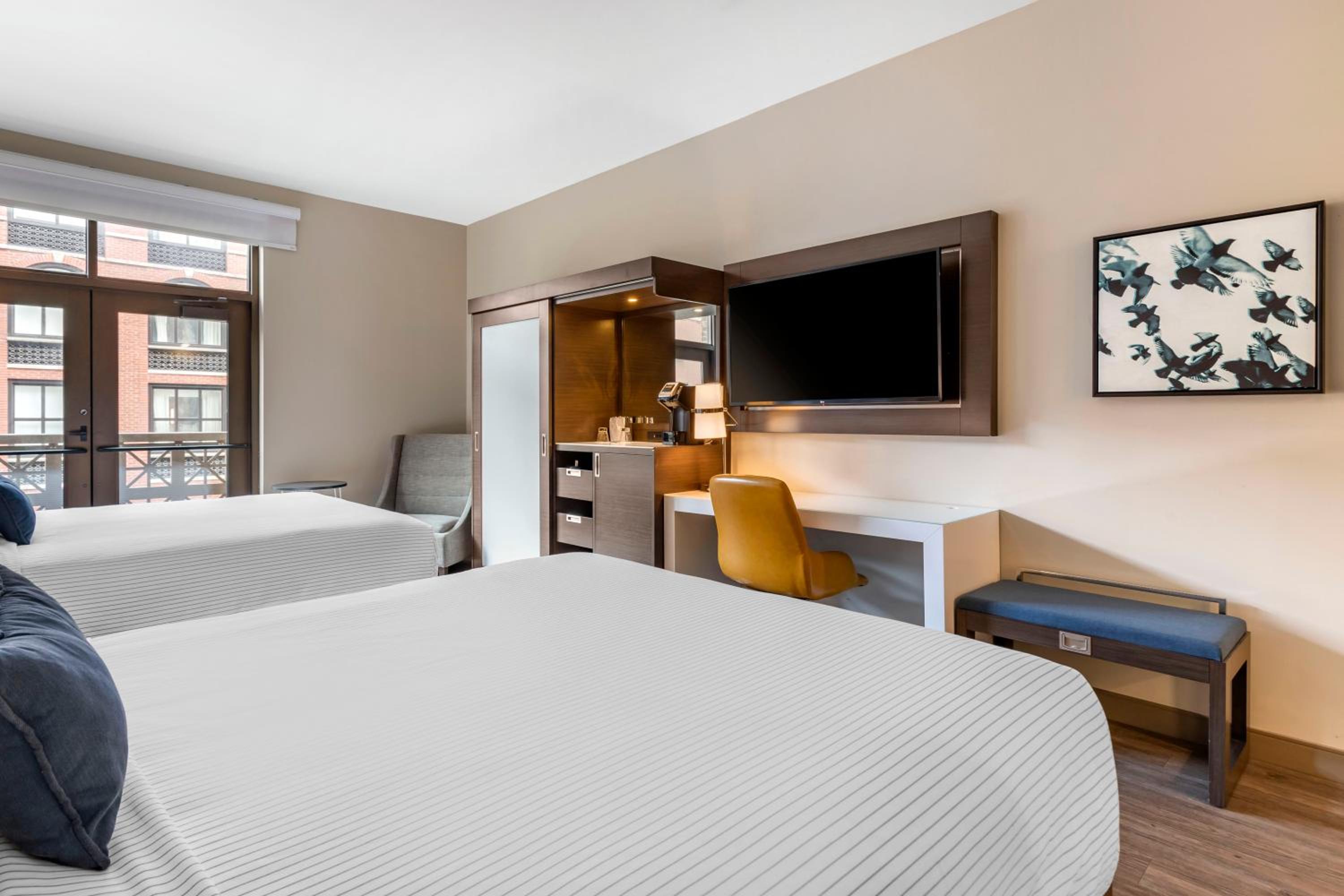 Room, Quadruple, 2 Queen Beds, Accessible