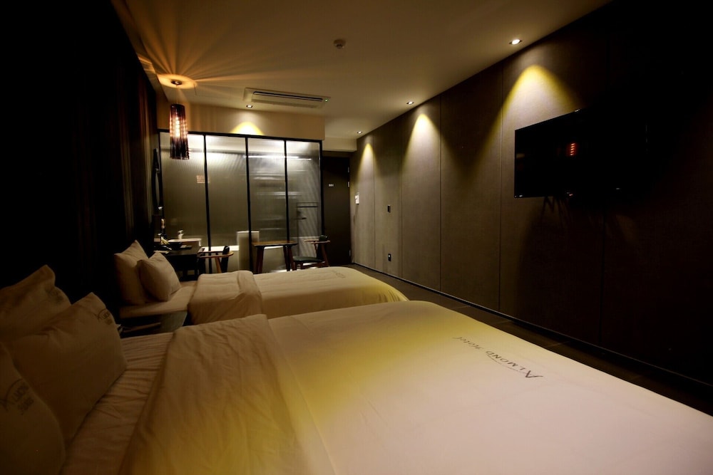 Masan Almond Hotel 25/43
