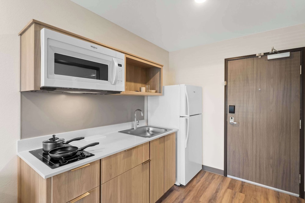WoodSpring Suites Centennial - Denver Tech Center 64/64