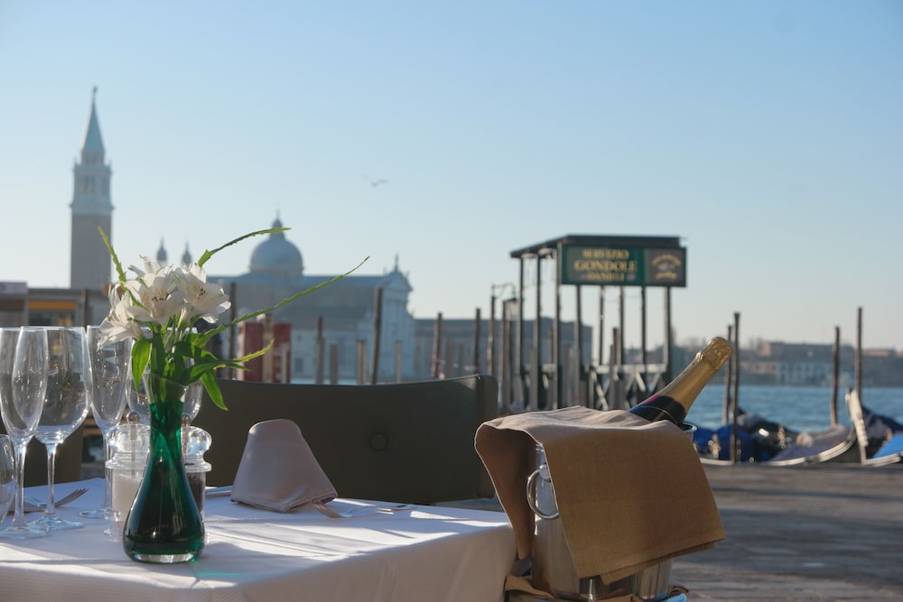 Hotel Savoia e Jolanda, WorldHotels Elite 58/66