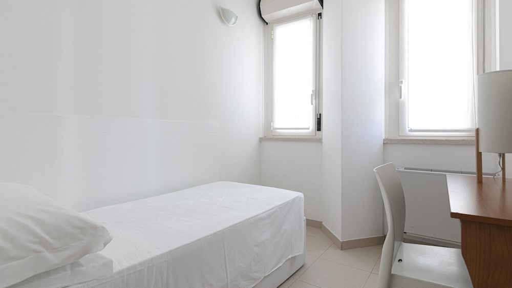 Hotel Excelsior Vasto 33/75
