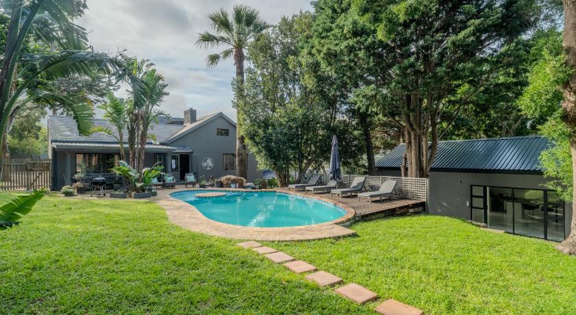 Hout Bay Gem 25/34