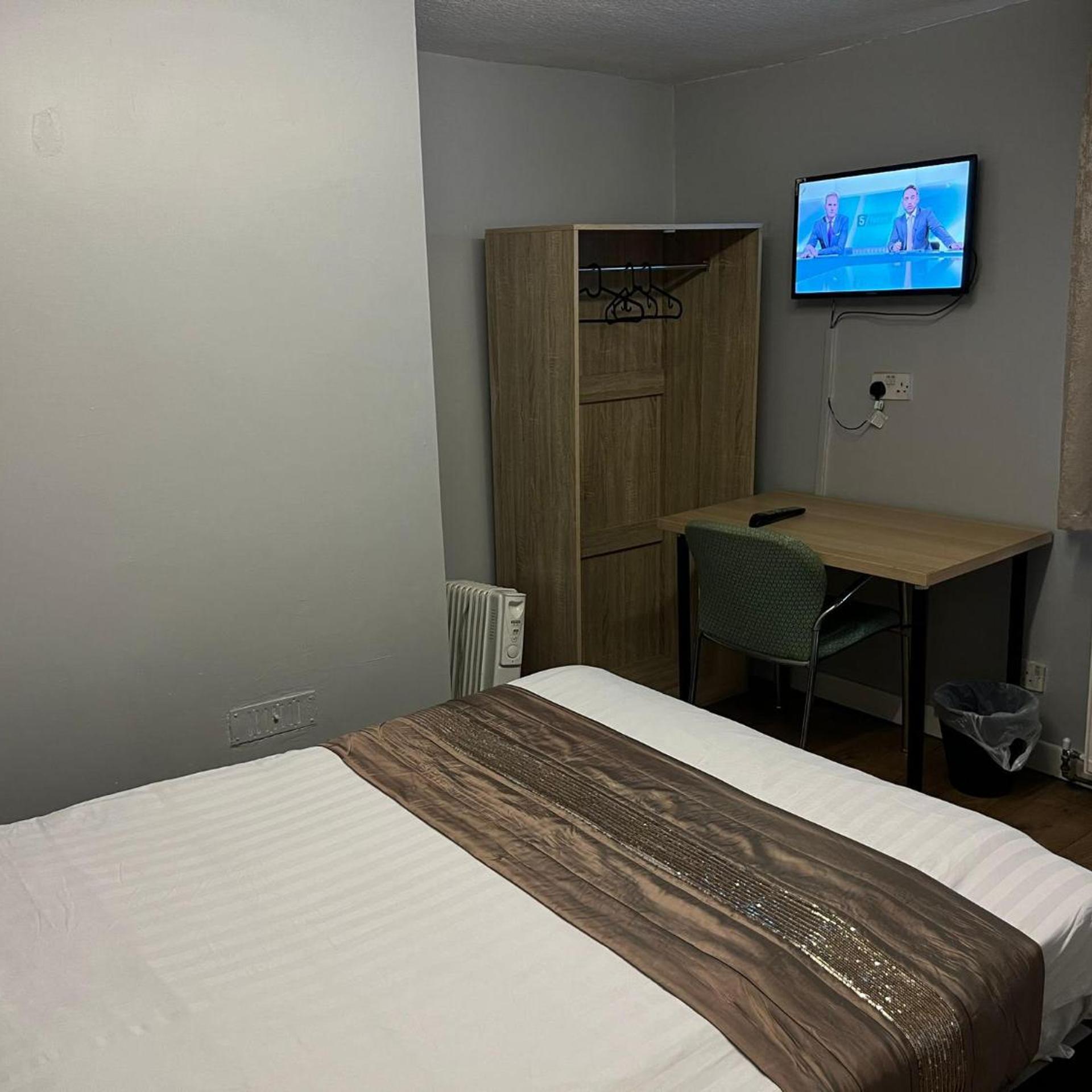 Assheton Arms Hotel 29/44