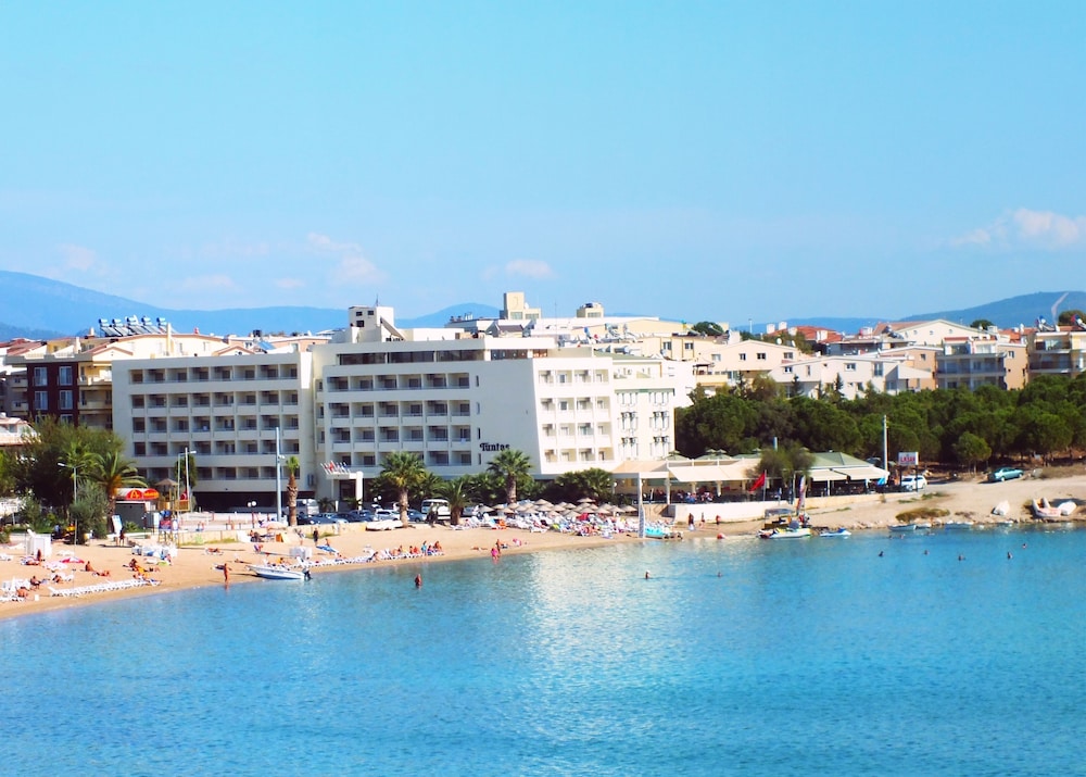 Tuntas Beach Hotel Altinkum 25/27
