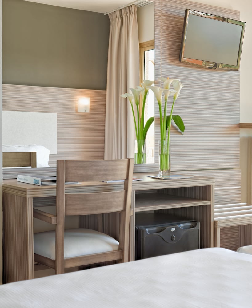 H10 Cambrils Playa 54/73