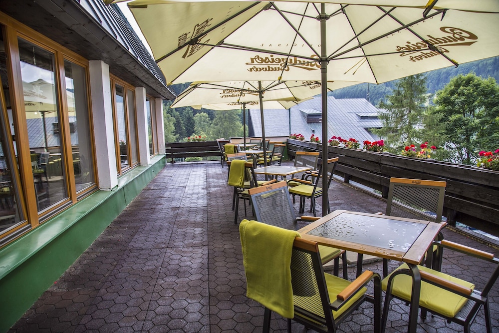 Hotel Parkhotel Harrachov 38/43
