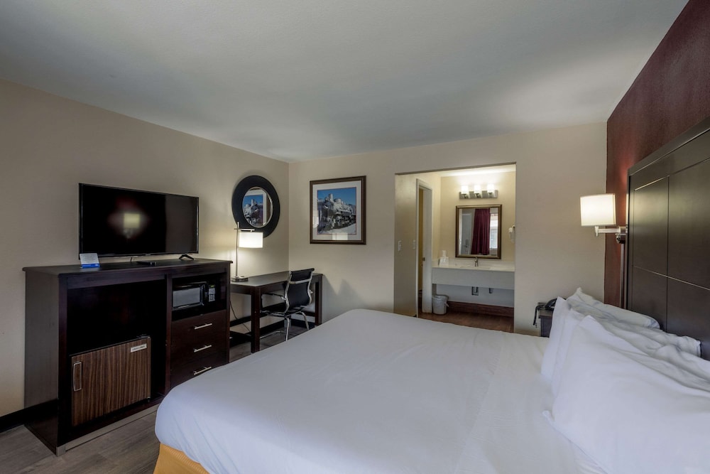 Super 8 By Wyndham Williams West Route 66 Grand Canyon Area Ex Rodeway Inn 10/54