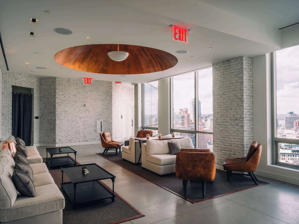50 Bowery Hotel 38/60