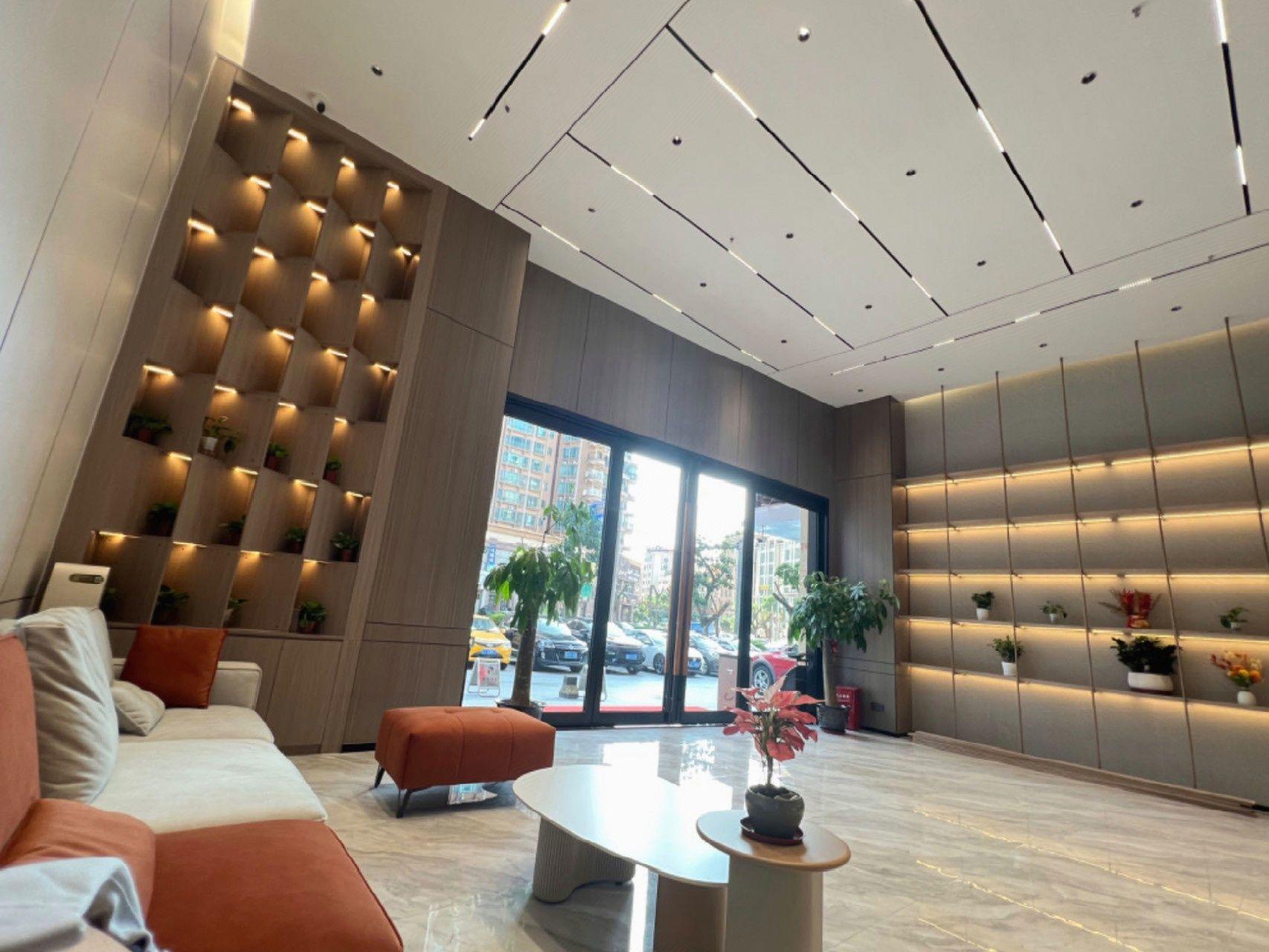 Vienna International Hotel (Huizhou South Railway Station, Wanda Plaza) 26/35