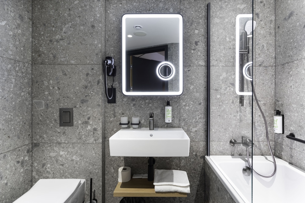 Qubus Hotel Katowice 49/51